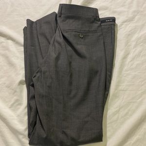 Men’s dress slacks size 33R.